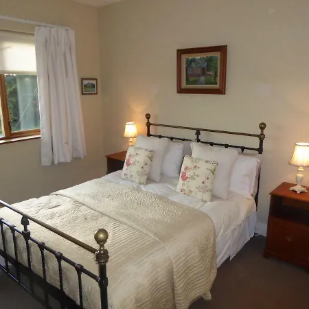 Broadacre Farm Bed and breakfast *